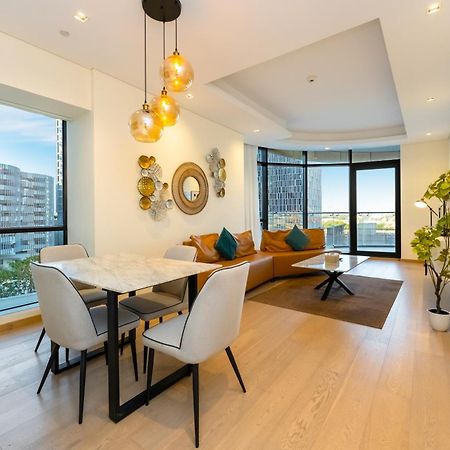 Fam Living - Rp Heights - 3 Mins Walk To Burj Khalifa & Dubai Mall Downtown Dubai Exteriör bild