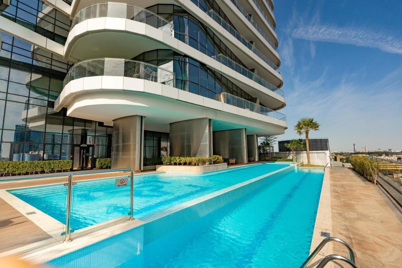 Fam Living - Rp Heights - 3 Mins Walk To Burj Khalifa & Dubai Mall Downtown Dubai Exteriör bild