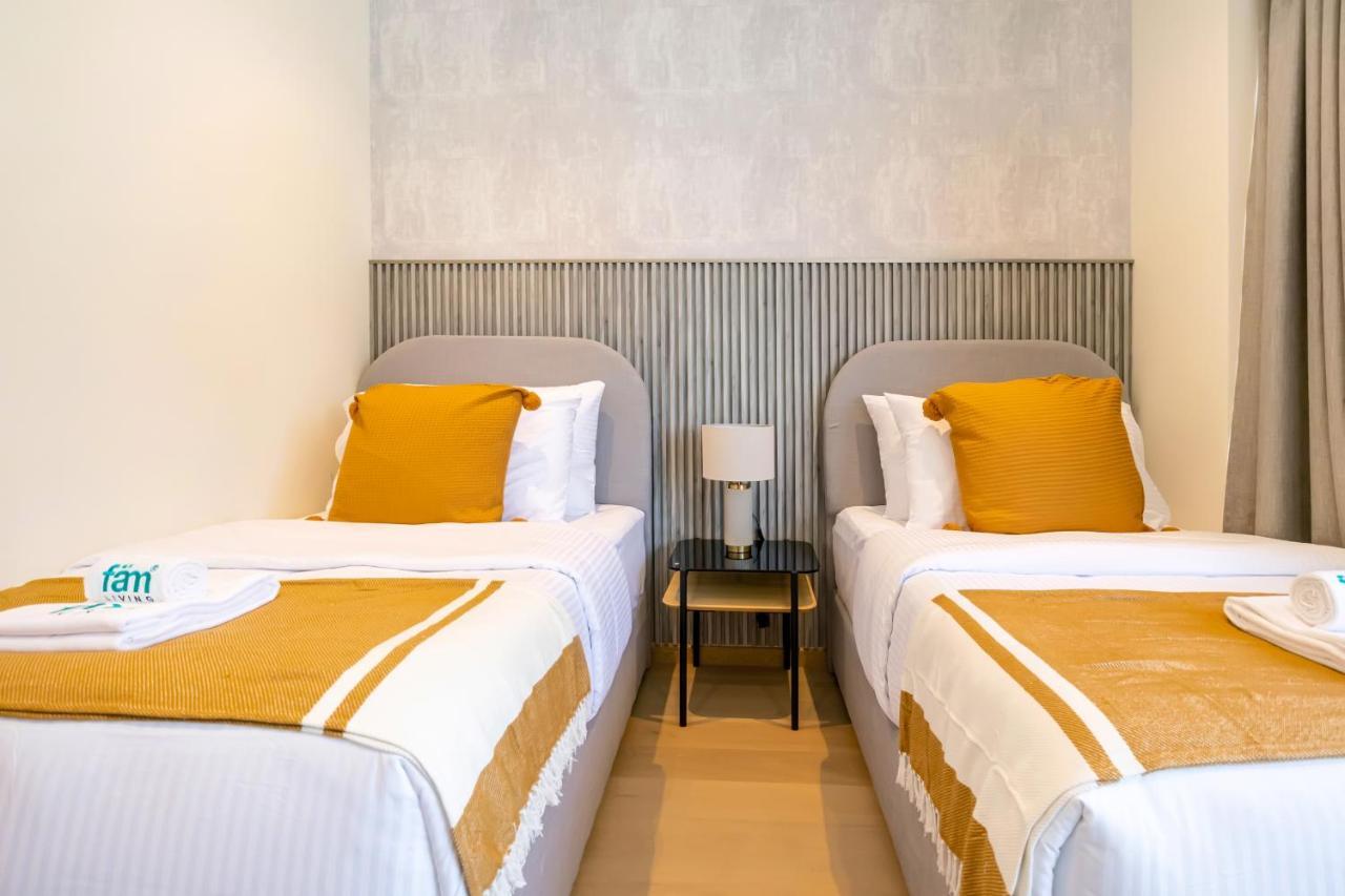 Fam Living - Rp Heights - 3 Mins Walk To Burj Khalifa & Dubai Mall Downtown Dubai Exteriör bild