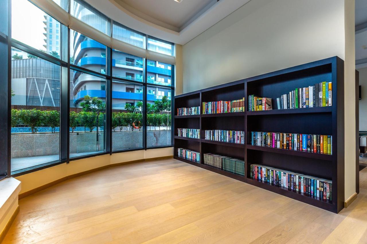Fam Living - Rp Heights - 3 Mins Walk To Burj Khalifa & Dubai Mall Downtown Dubai Exteriör bild