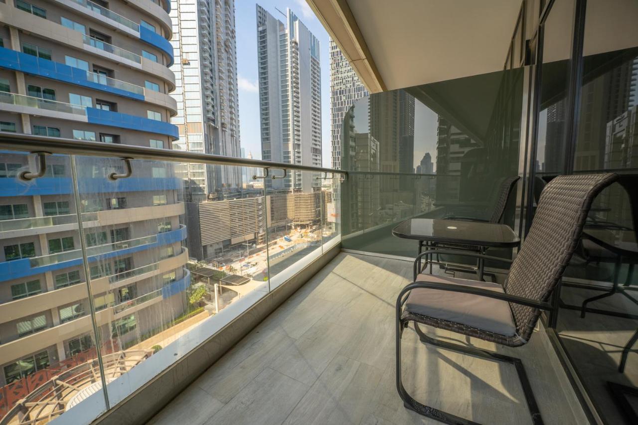 Fam Living - Rp Heights - 3 Mins Walk To Burj Khalifa & Dubai Mall Downtown Dubai Exteriör bild
