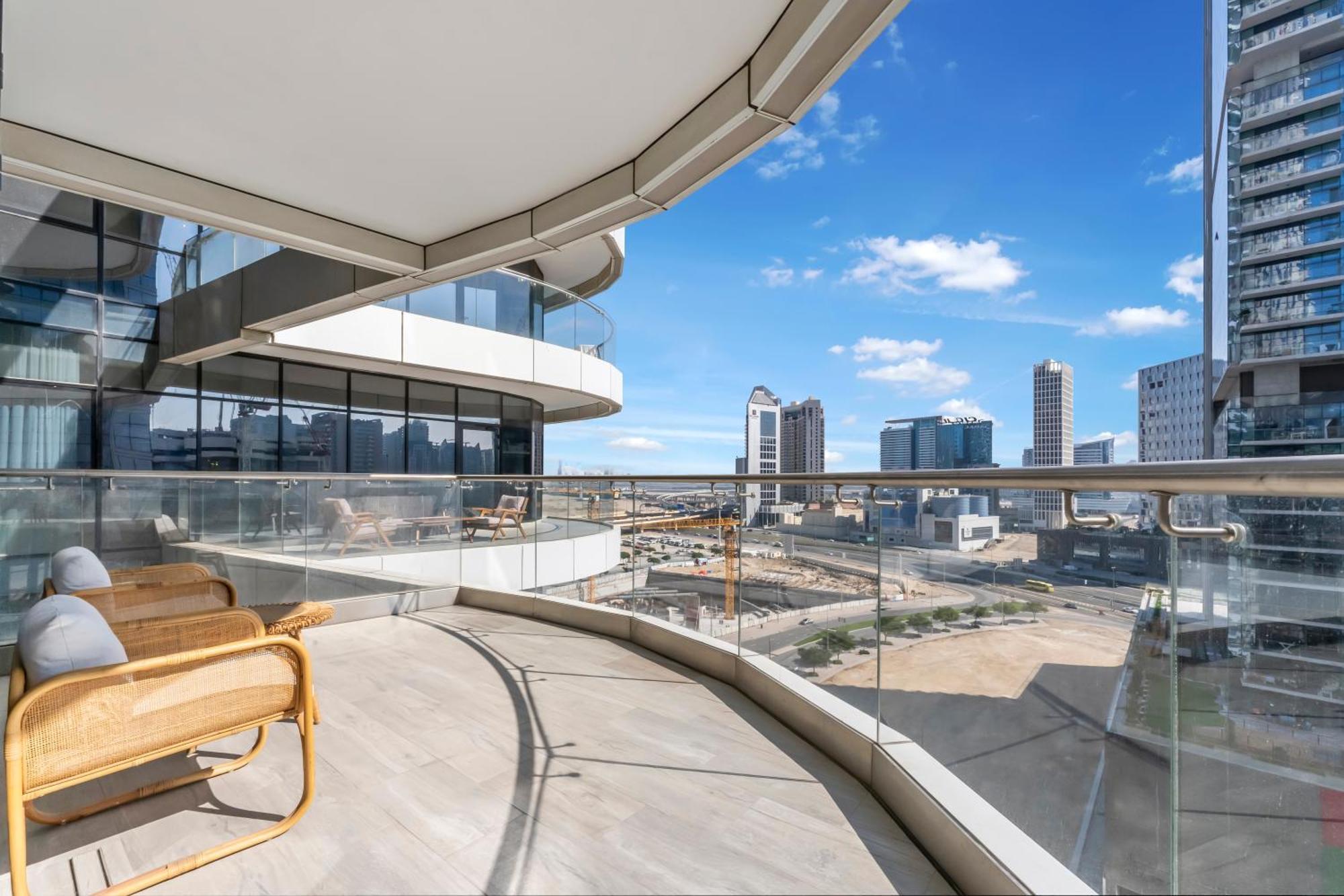 Fam Living - Rp Heights - 3 Mins Walk To Burj Khalifa & Dubai Mall Downtown Dubai Exteriör bild