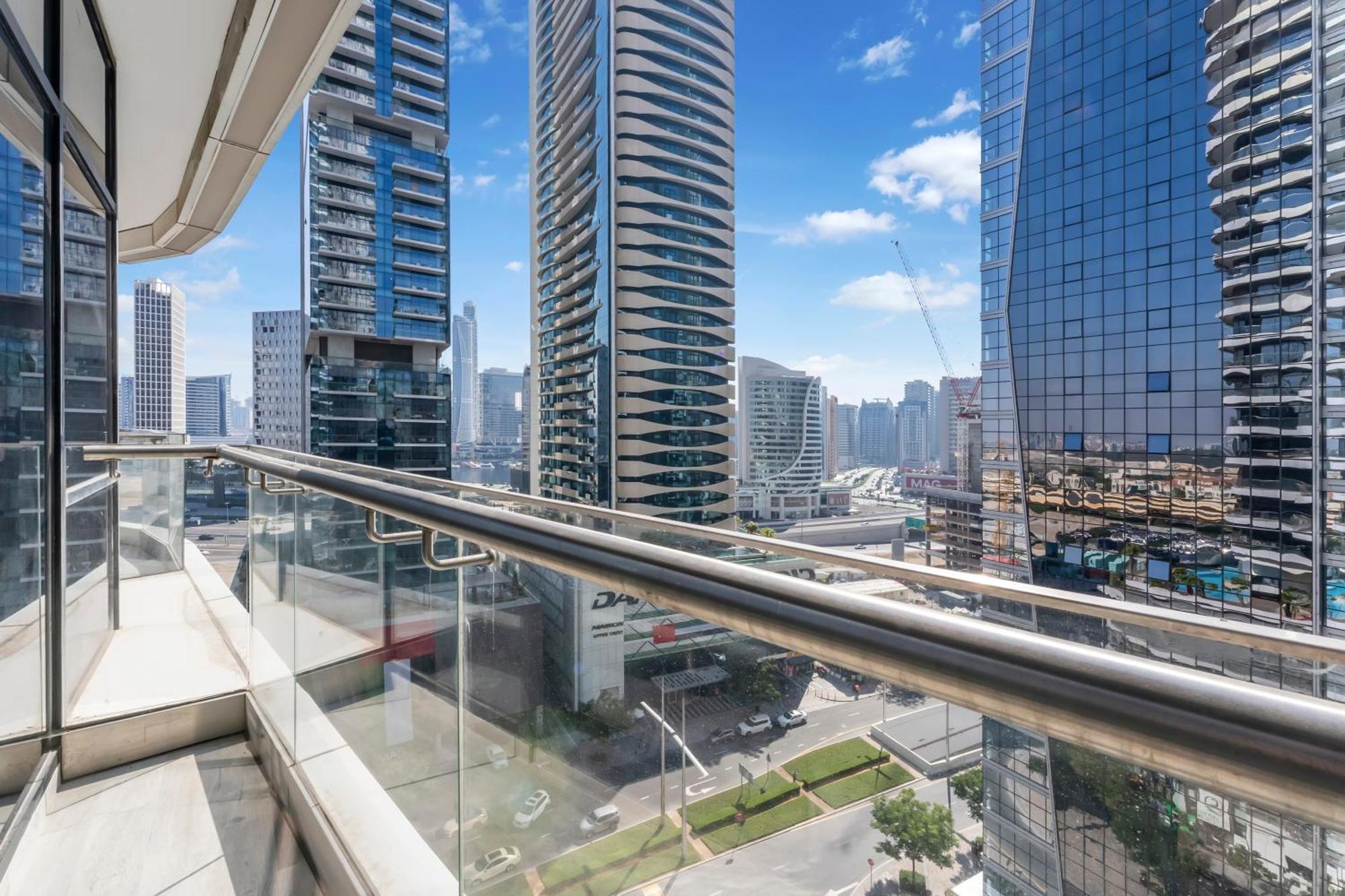 Fam Living - Rp Heights - 3 Mins Walk To Burj Khalifa & Dubai Mall Downtown Dubai Exteriör bild