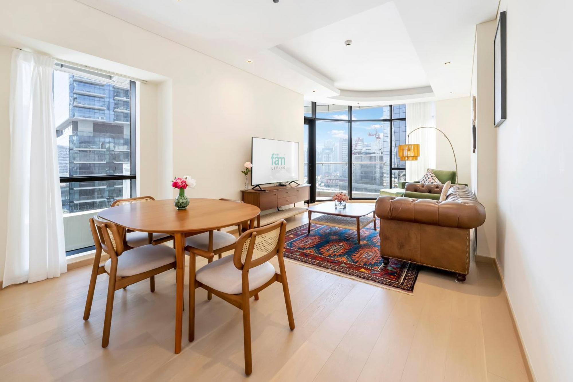 Fam Living - Rp Heights - 3 Mins Walk To Burj Khalifa & Dubai Mall Downtown Dubai Exteriör bild